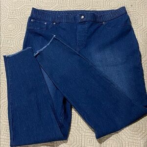 HUE Dark Blue Distressed Pull-Up Leggings Jeans